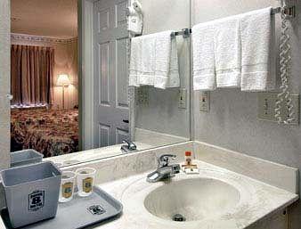 Super 8 By Wyndham Decatur/Dntn/Atlanta Area Hotel Room photo